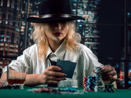 The Pros and Cons of Online Gambling: Is It Worth the Risk?