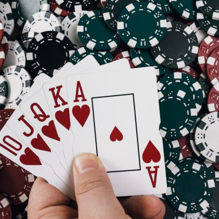 Masterful Poker Mindset: Developing the Winning Attitude