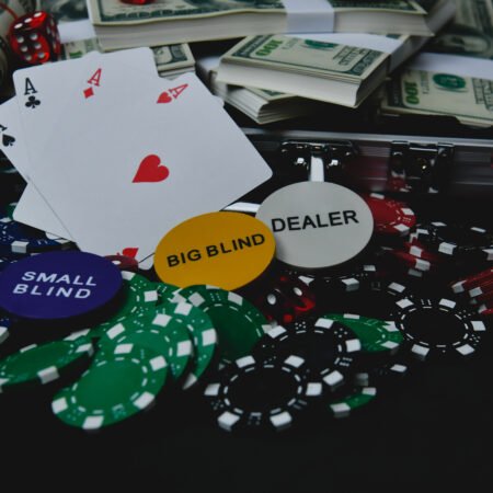 Will Online Gambling Replace Traditional Casinos?