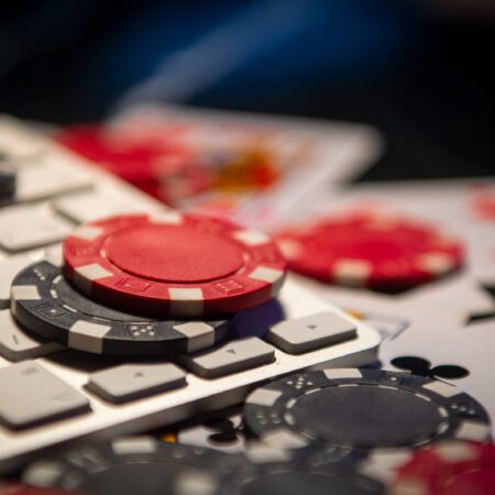 Why is Bankroll Management Crucial in Online Gambling?